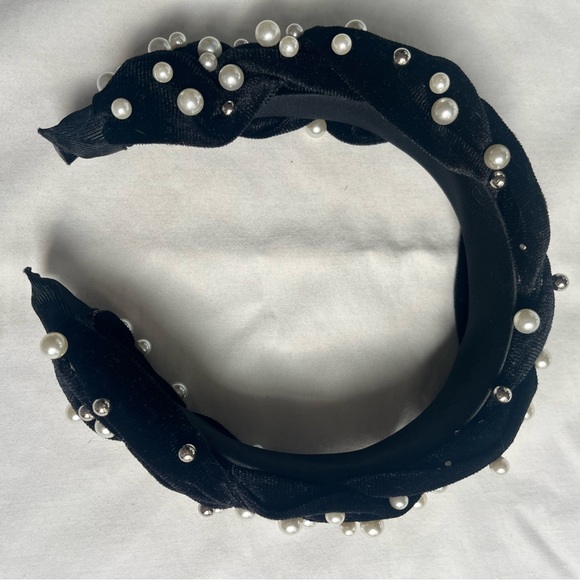 Black Velvet Pearl Headband Whimsigoth Dark Coquette Fairy Hair Accessory - Picture 3 of 9